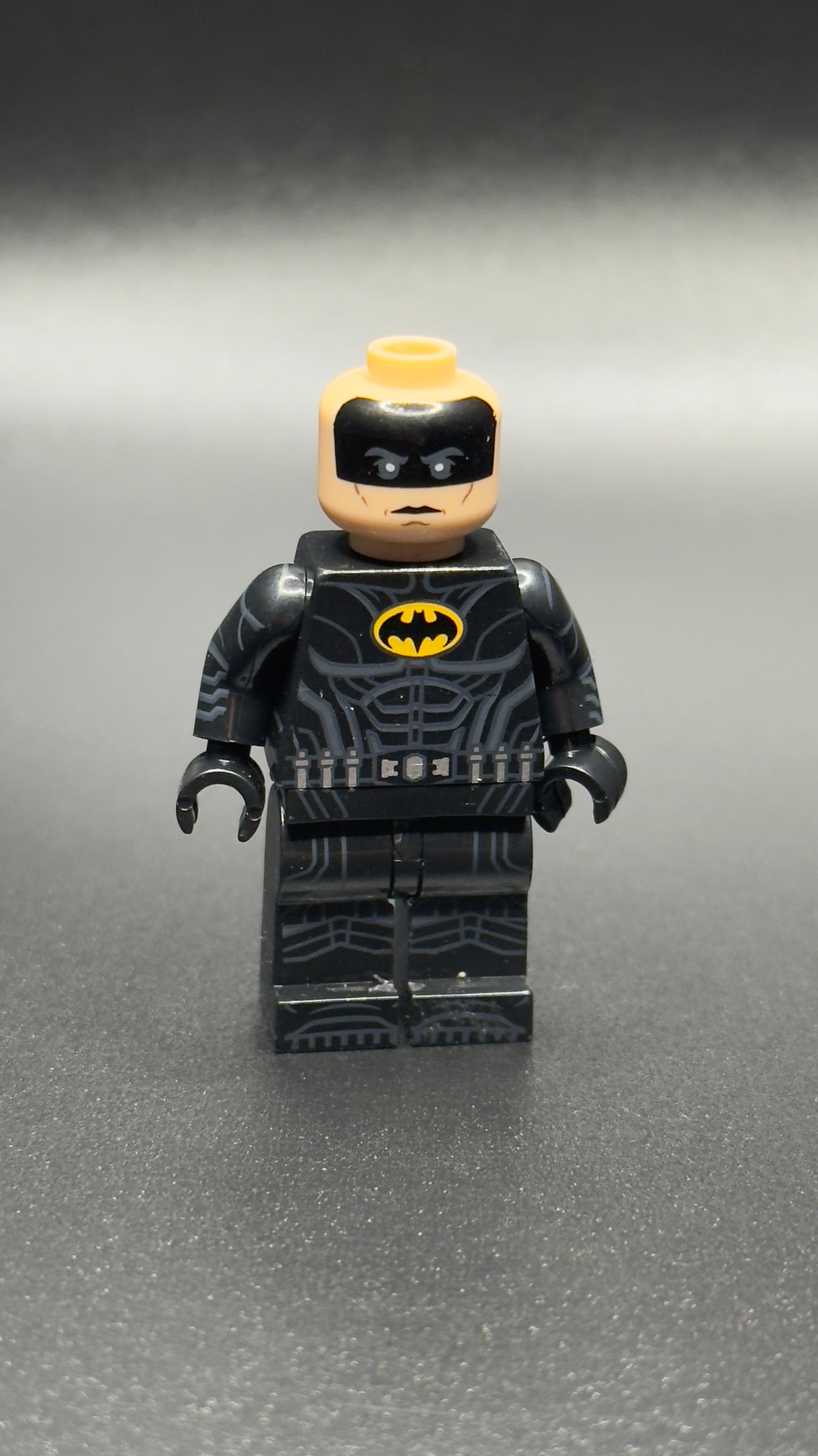 Custom Michael Keaton Batman Minifigure – 1989 DC Superhero Brick Figure