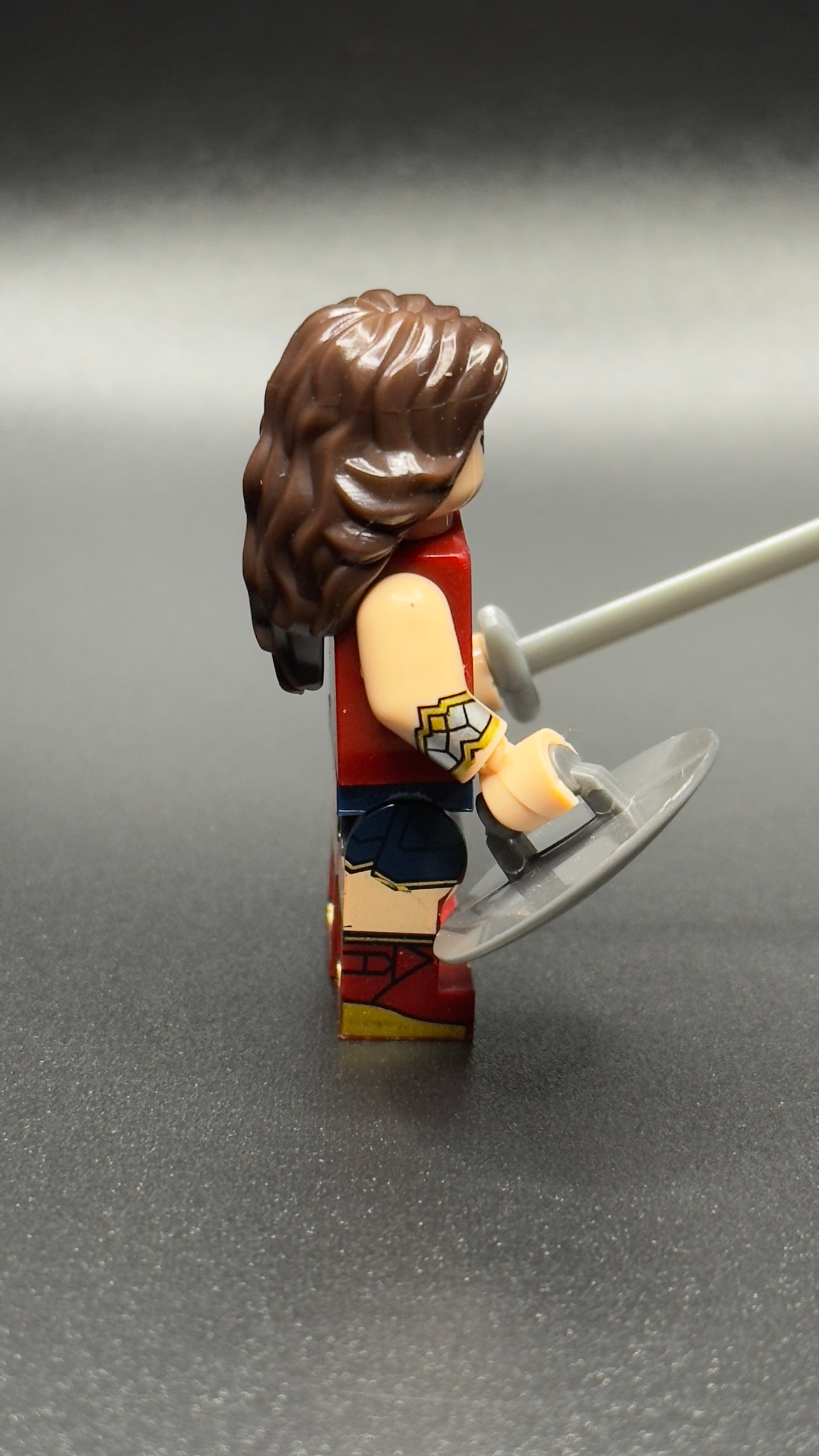 Custom Gal Gadot Wonder Woman Minifigure – DC Superhero Brick Figure