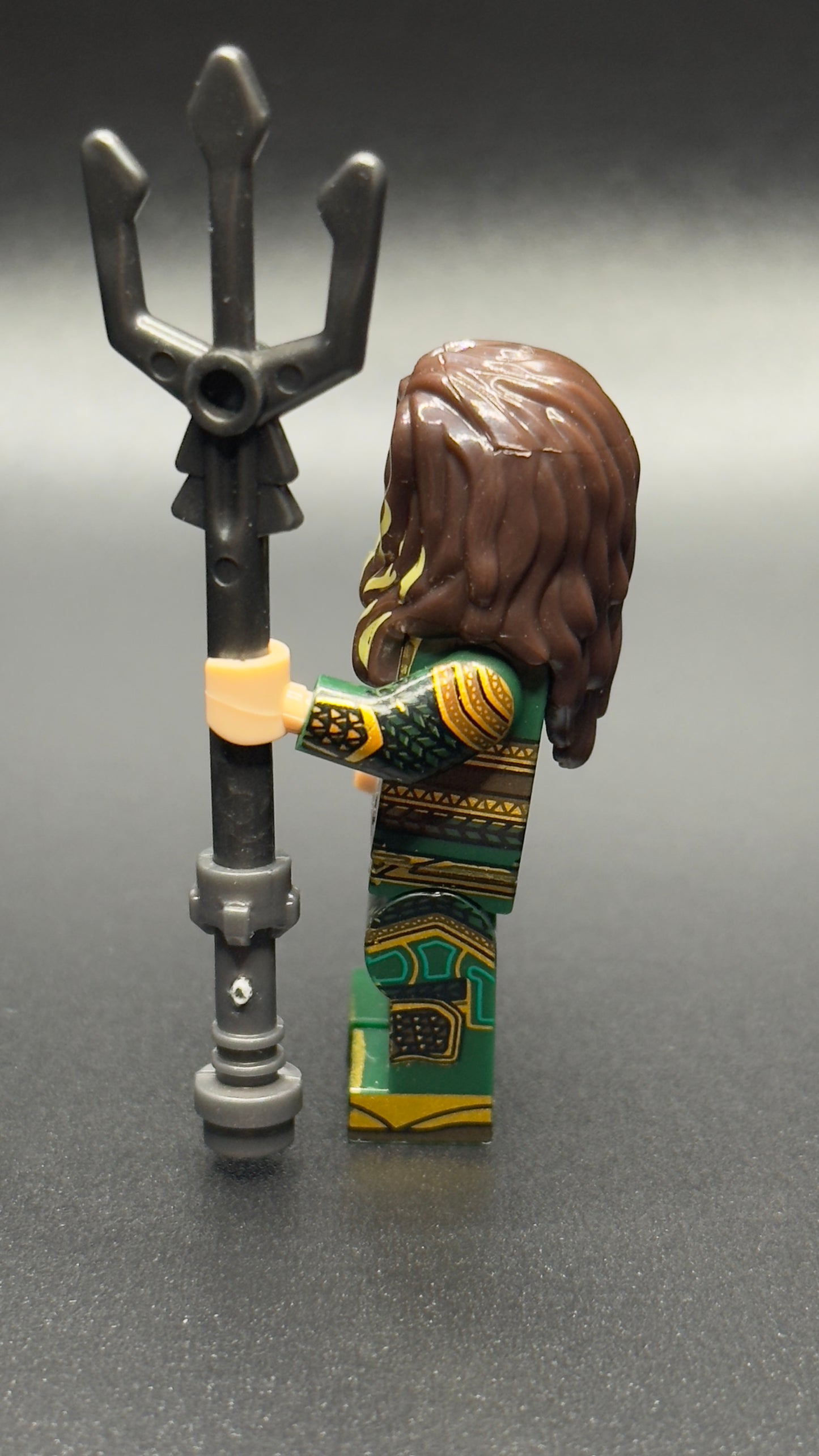 Custom Jason Momoa Aquaman Minifigure – DC Superhero Brick Figure