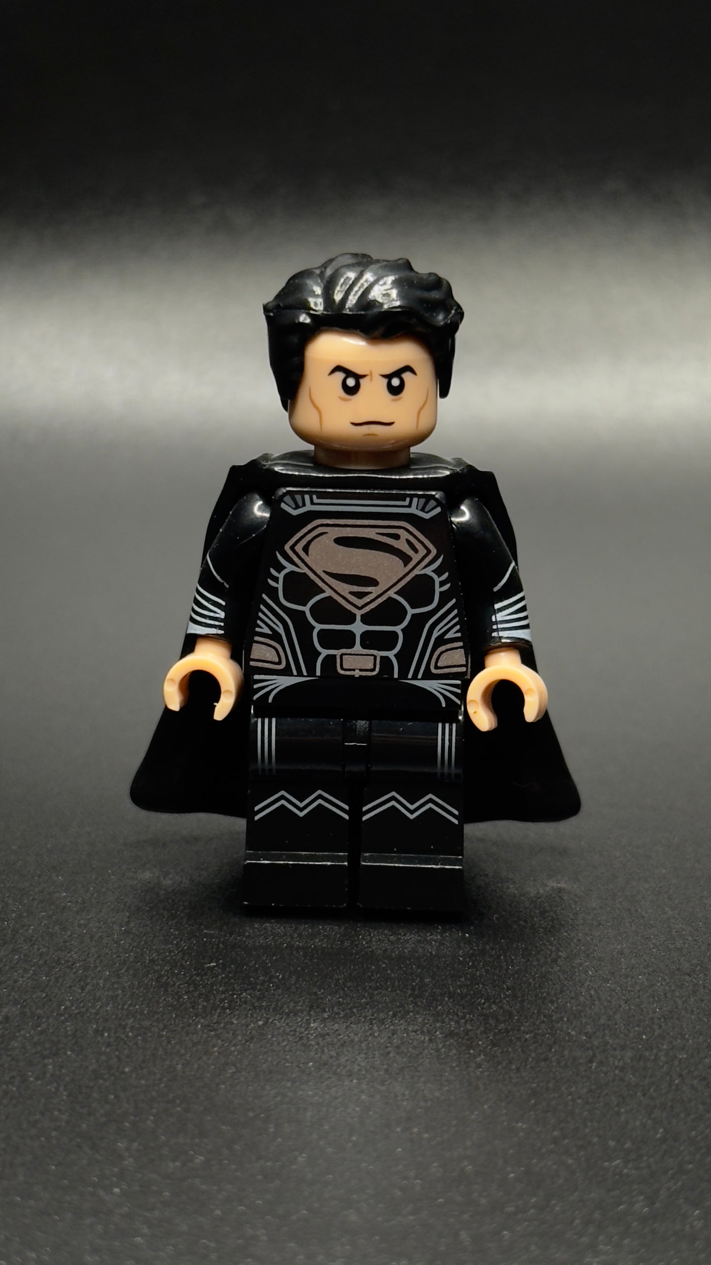 Custom Black Suit Superman Minifigure – DC Superhero Brick Figure