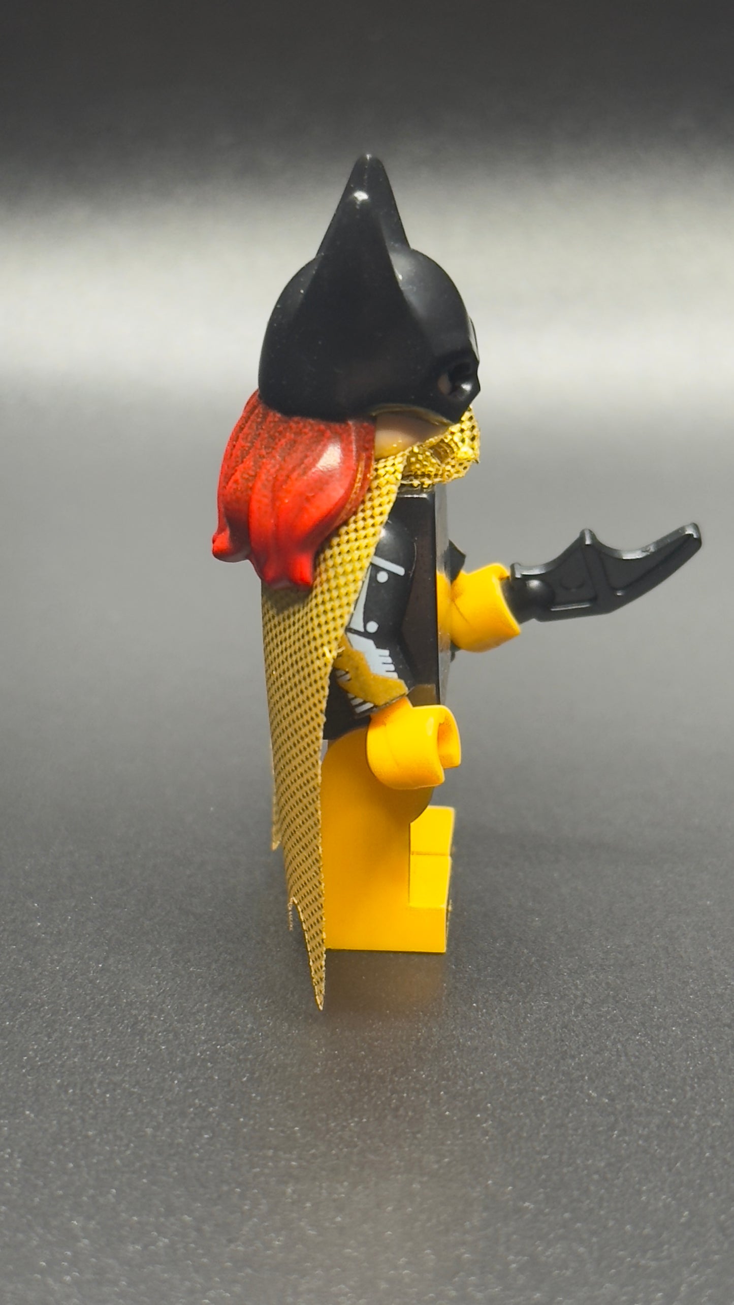 Custom Batgirl Minifigure – DC Superhero Brick Figure Inspired by Barbara Gordon